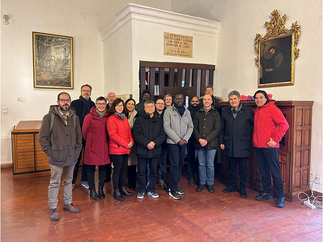 Il Superiore Generale con il Consiglio Allargato a Granada Il Superiore Generale con il Consiglio Allargato a Granada