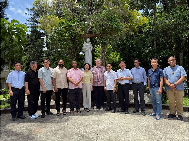 La Commissione Asia-Pacifico (APC) La Commissione Asia-Pacifico (APC)
